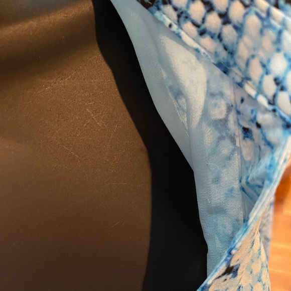 Calvin Klein Dress Excellent Condition - figure flattering & like new L - Picture 3 of 14